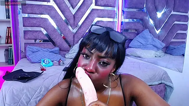 Charlotte_miles Live XXX Chat