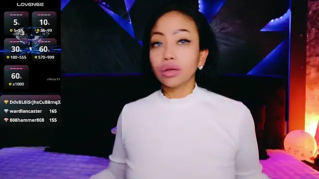 ElyaQuinn's Webcam Show