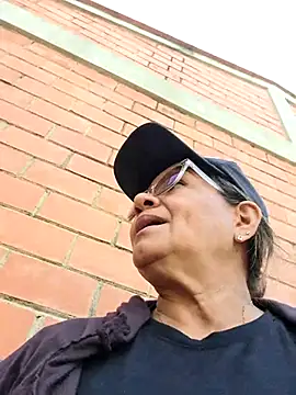 Chat +18 de Vickyfox_ ao vivo