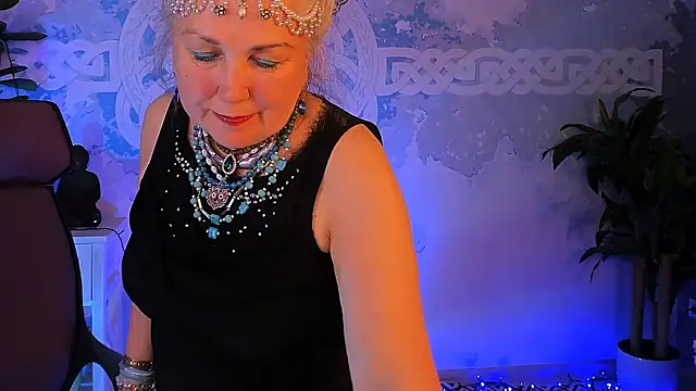 LilaMaharani Show in webcam