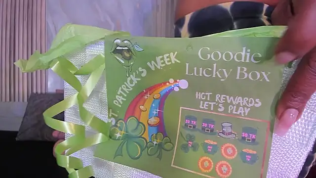 BriannaChelsea Chat XXX in diretta