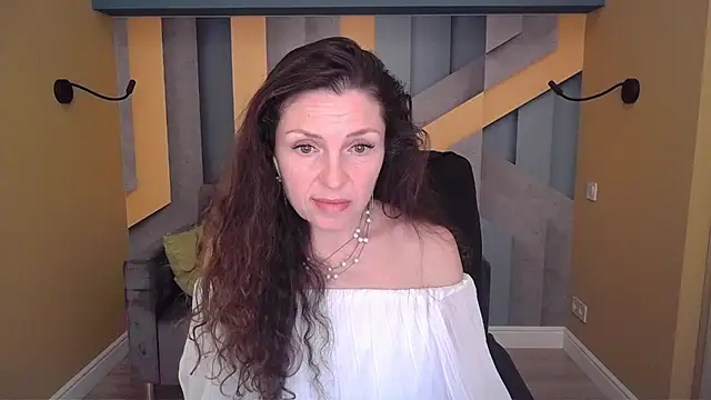 EllaLong Adlı Modelin Canlı XXX Sohbeti