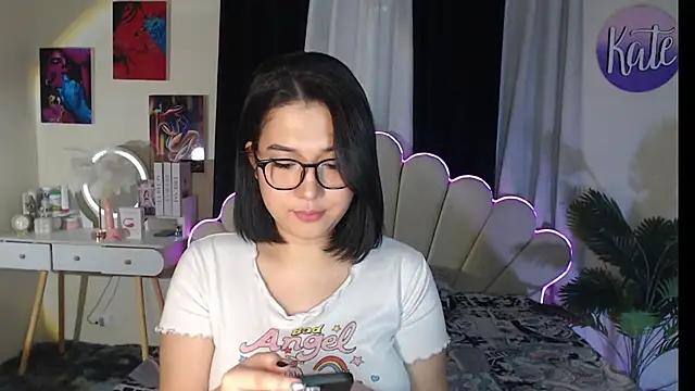 xAngelicKatex 即時 XXX 聊天