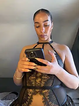 Saskia_xx Webcam-Show