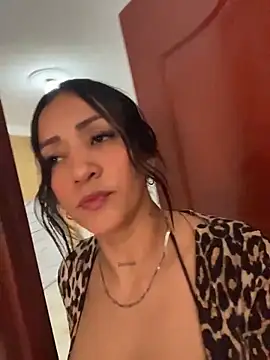 Pokazy przed kamerką – kendall_flower