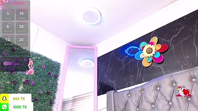 LAILAGUMMY's Live XXX Chat