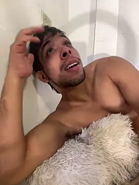 shooting_wilson's Live XXX Chat