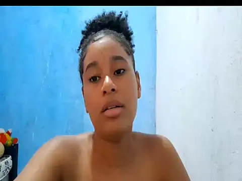 MadelynStamant লাইভ XXX চ্যাট