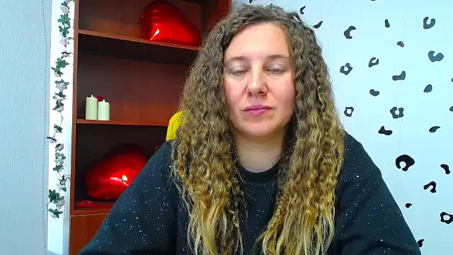 NionellyのライブXXXチャット