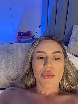 alisa_w Chat XXX in diretta