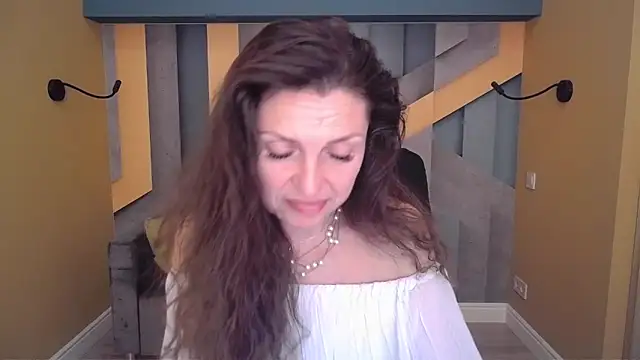 EllaLong Live XXX-chat