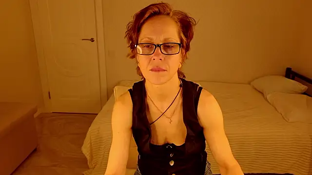 Chatroom XXX en direct de LioraWeiss