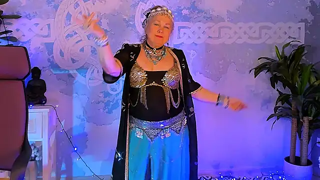 LilaMaharani's Live XXX Chat