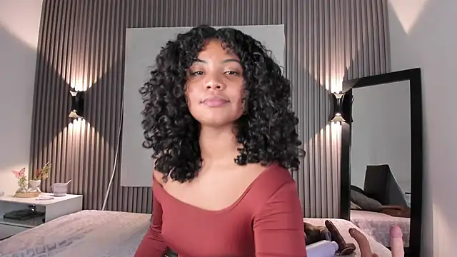 ZafiiraaのライブXXXチャット