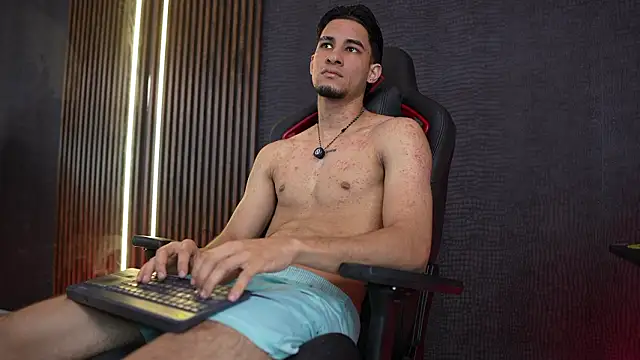 Онлайн чат XXX JakeMoxley