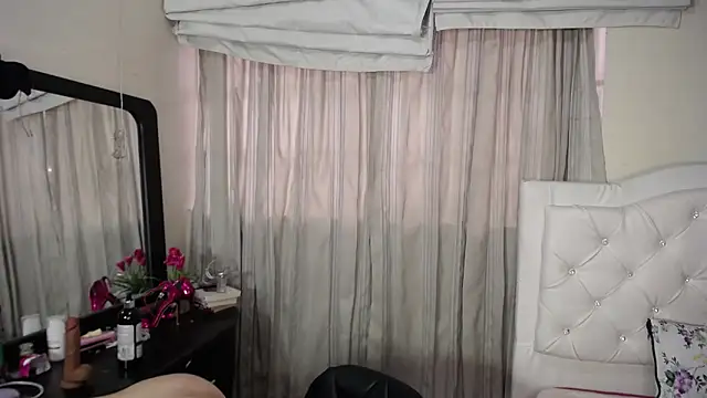 Živý XXX chat infinitysex1