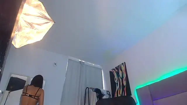 دردشة lizzy_squirt الجنسية المباشرة