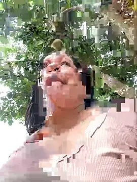 LovelipsbigのライブXXXチャット