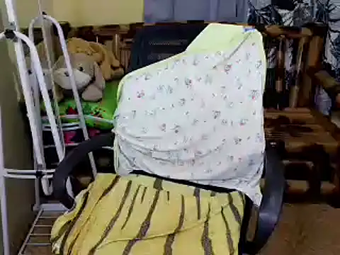 lovelyxmorena 网络视讯表演