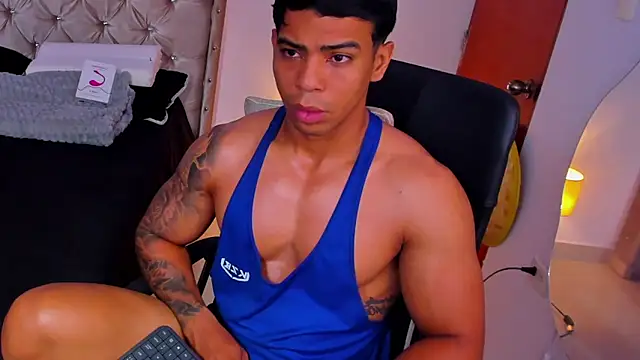XXX chat uživo modela Andrew_wolf7