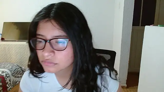 Czat XXX na żywo – saralo__