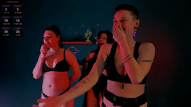 emi_fade Chat XXX live