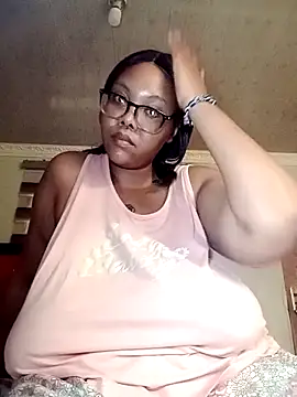 ShantelBootyBoobs – Naživo XXX chat