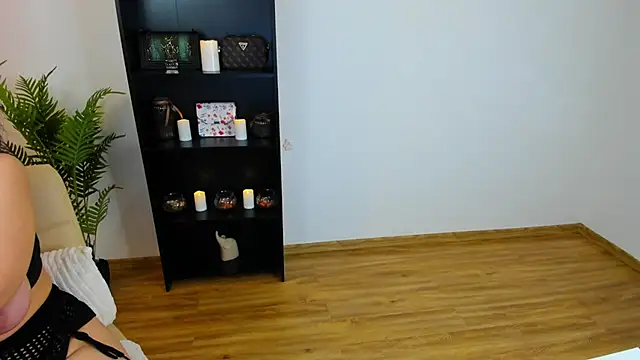 Chat XXX en directo de khloe_starrr