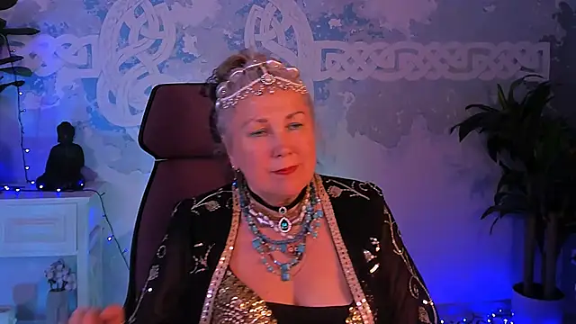 LilaMaharani élő XXX-chatje