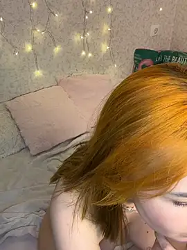 SweetsforLily's Live XXX Chat