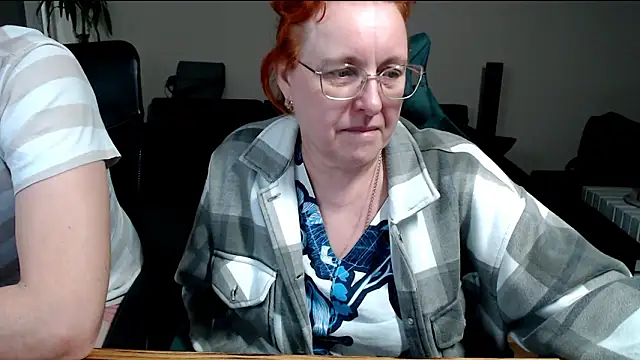 JoannaAndNeighbourn Live XXX chat