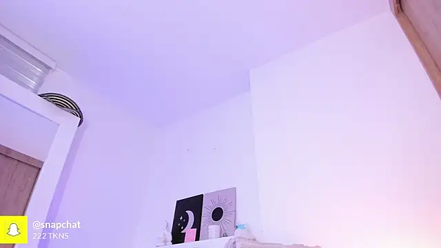 nicolette_bale: онлайн-секс-чат