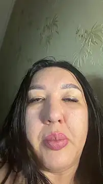 Naughtbaby_2025: онлайн-секс-чат