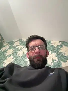 Chat +18 de Michel_huge ao vivo