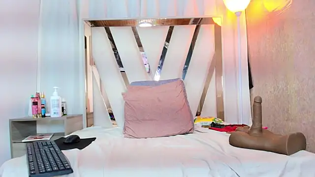 Rachele_x: απευθείας συνομιλία ΧΧΧ