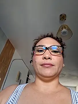 Sembang XXX Secara Langsung JuliRamirez