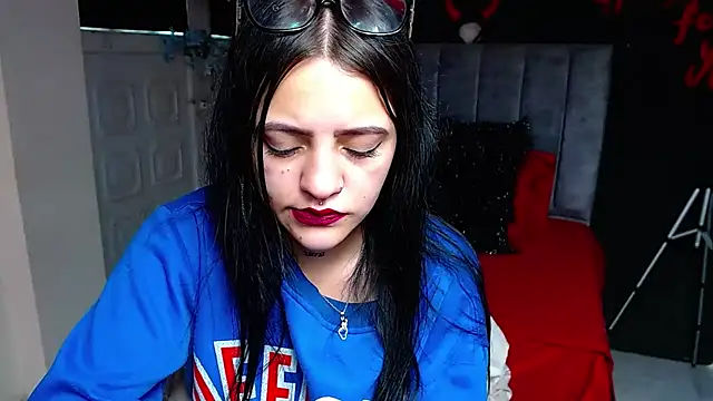 Violettasquirt Live XXX-Chat