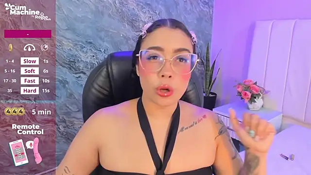 antonelllepiercee's Live XXX Chat