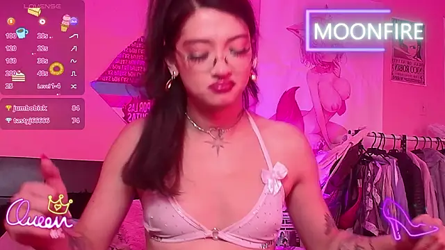 Chatroom XXX en direct de moonfiredancer