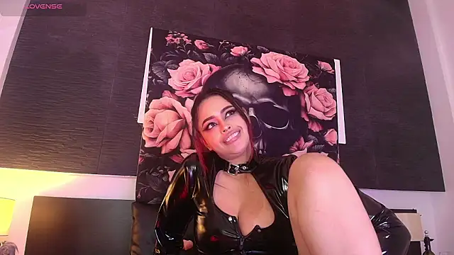 EvaaFoxxy1 即時 XXX 聊天