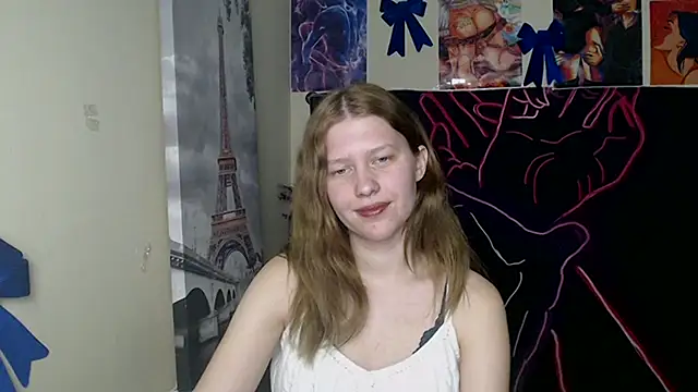 StellaCRL Adlı Modelin Canlı XXX Sohbeti