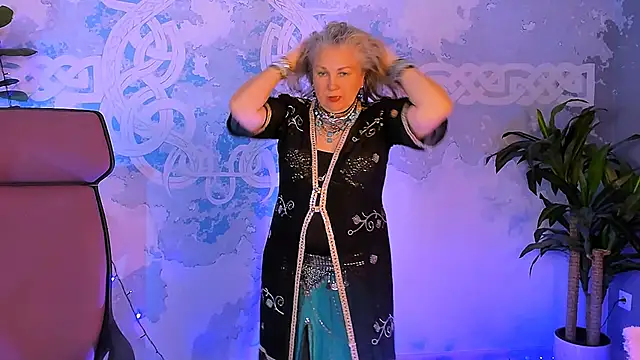 Chat +18 de LilaMaharani ao vivo