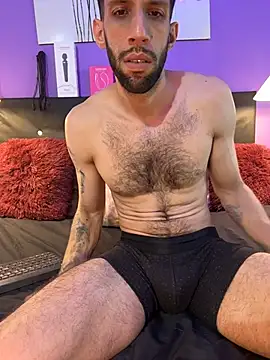 Karim_mansur Show in webcam