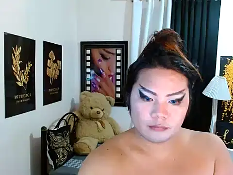 TSbrianaHugeCock Show in webcam