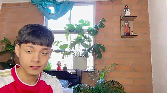 دردشة Andy_Belier23 الجنسية المباشرة