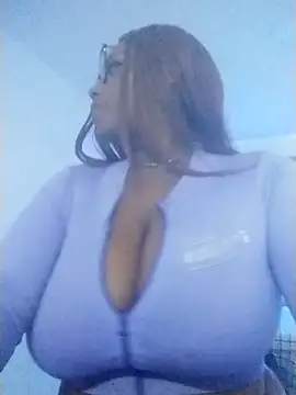 Chat XXX ao vivo de SheilaCoopers_