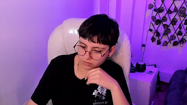 Nathaly_ds' Live XXX Chat