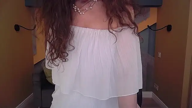 EllaLong live XXX chat