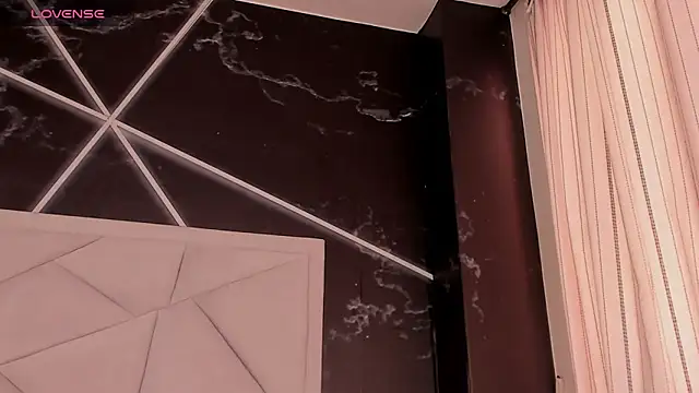 Chat +18 de AerumChae ao vivo