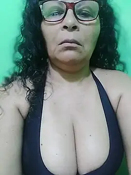 Amarantha25のライブXXXチャット